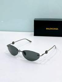 Picture of Balenciaga Sunglasses _SKUfw79568471fw